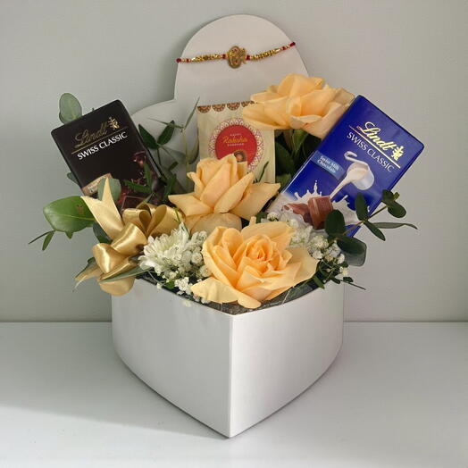 Peach Harmony Gift Box – Roses   Lindt Chocolates | Elegant Festive Hamper of Love   Gratitude