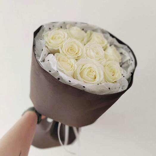 Букет из белой розы премиум в фоармиране коричневом