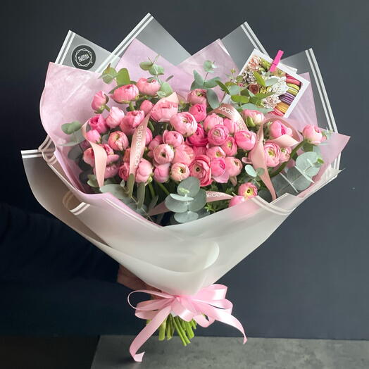 Pink Bouquet 51 ranunculus