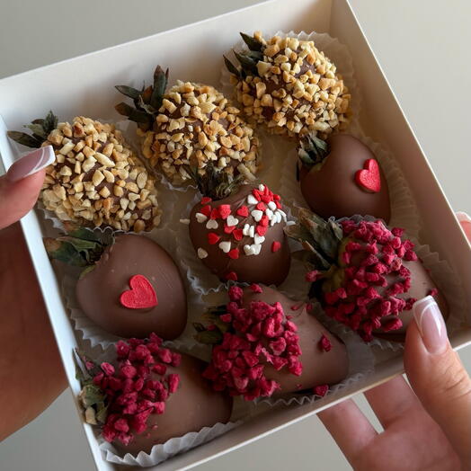 Клубника в шоколаде 9 шт choco
