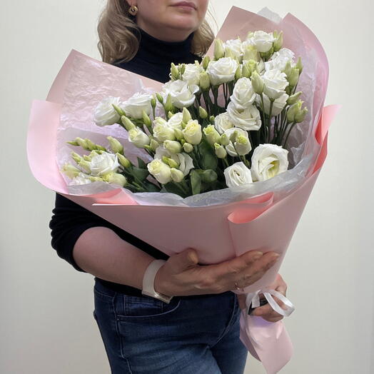 Букет Белые ночи из лизиантуса