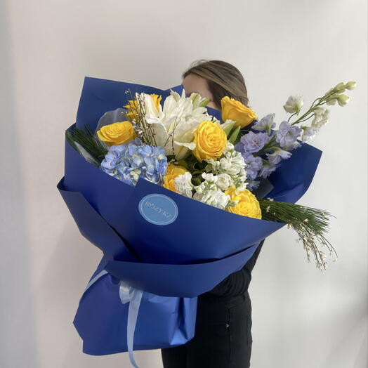 Авторский букет «Синева»
