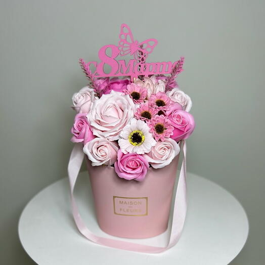 Нежный букет из мыльных цветов на 8 марта