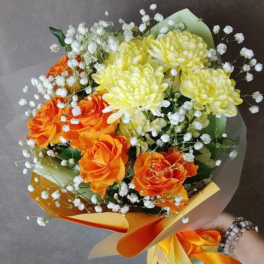 🧡розы с гипсофилой и Хризантемой