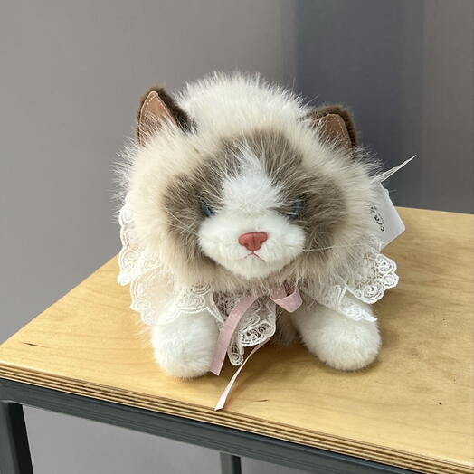 Кошечка бежевая (мяукает)