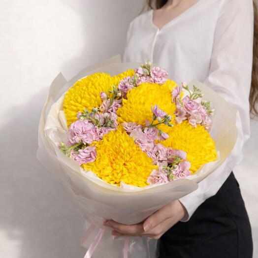 Авторский букет с солнечной хризантемой 🌼