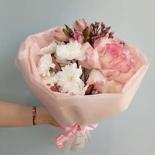 🌸Мини букет с французской розой ,альстромерии и хризантемой спрей