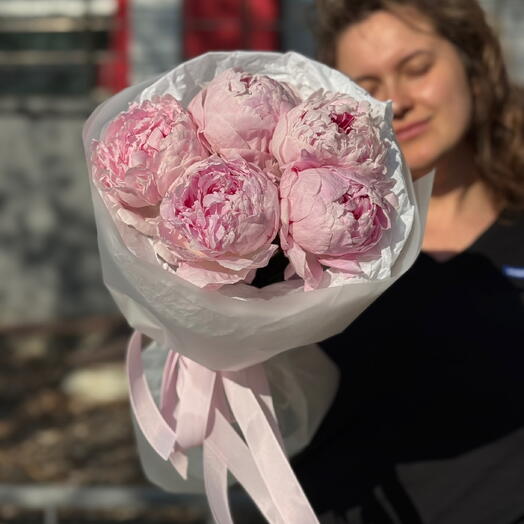 Моно из 5 пионов