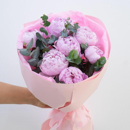 7 розовых Пионов