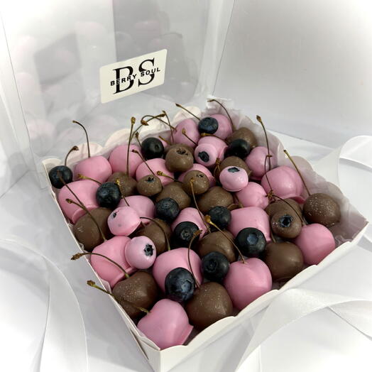 Черешня в шоколаде 🍒 с голубикой, набор 450гр