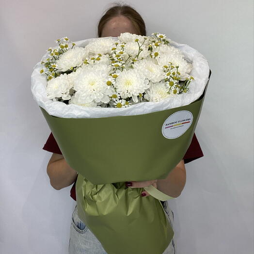 Букет из-матрикари 4 хризантема кустовая Алтай 5