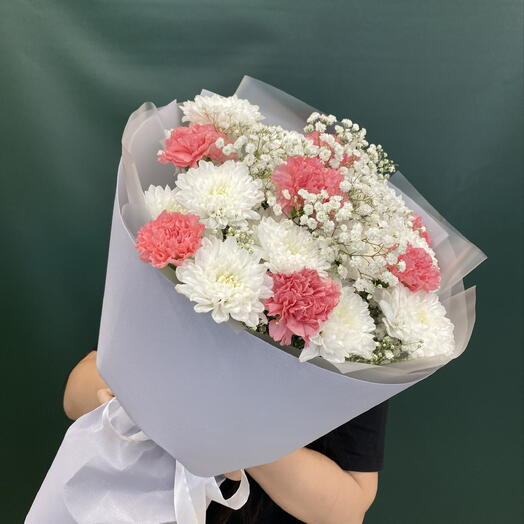 Букет хризантем с диантусами 🌸
