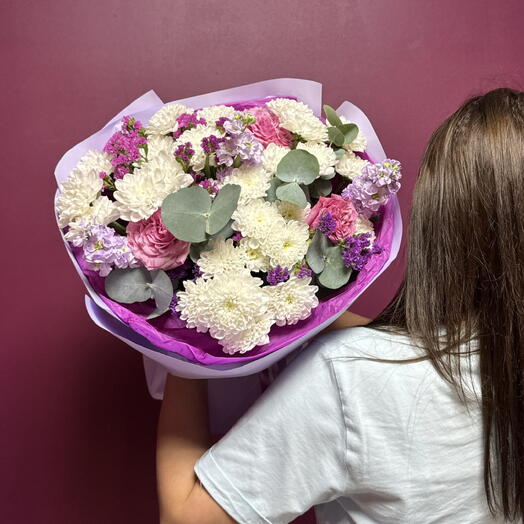 Микс букет с хризантемами