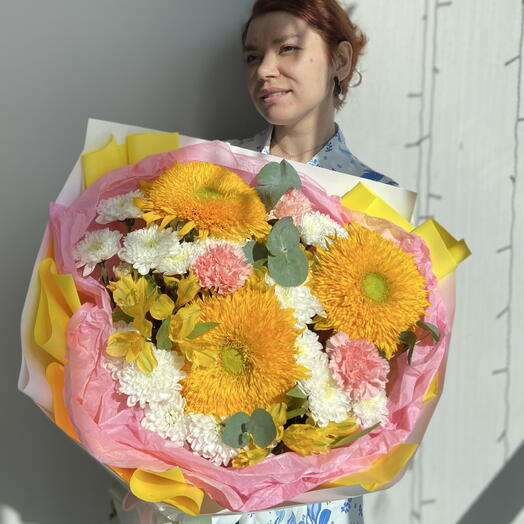 Букет с подсолнухами