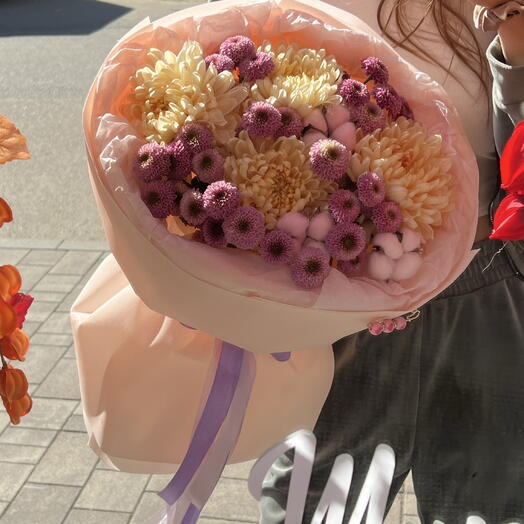 Букет с одноголовыми хризантемами 🌸