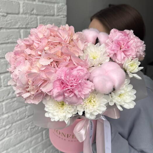 Клубничное мороженое