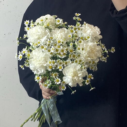 Летний микс - ромашка кустовая и белые диантусы 🌼🫶🏻