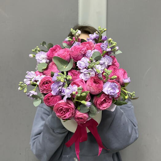 Яркая Пионовидная Роза с Лавандовой Маттиолой 💖