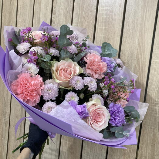 Букет с Розами, Диантусами и Эвкалиптом💜🌿