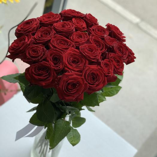 Букет из 25 красных пышных роз🌹
