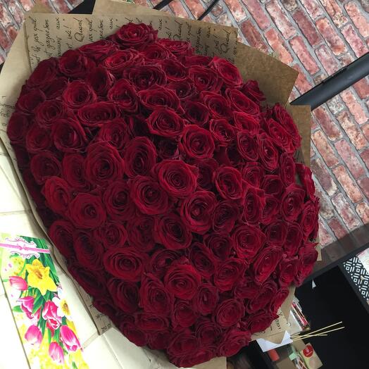 Rosa roja Naomi 101 piezas