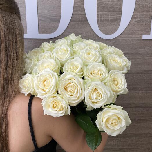 Bouquet of 31 white roses