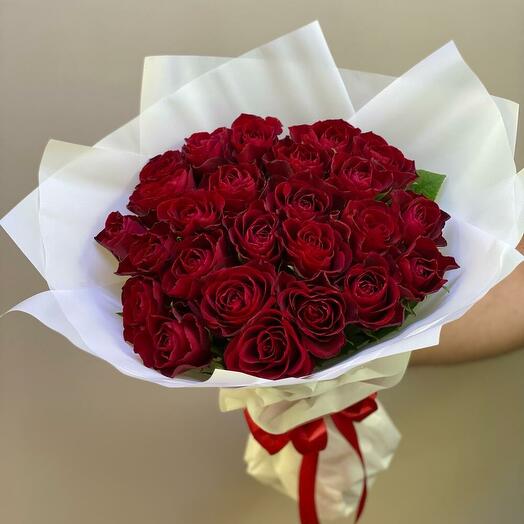 Ramo de 25 rosas Burdeos