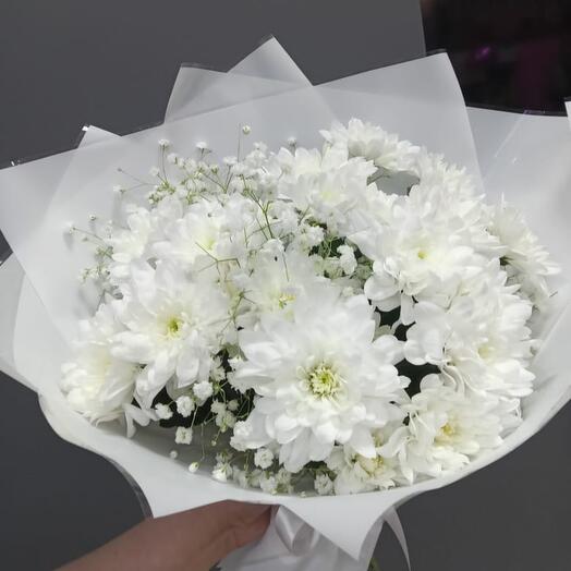 White chrysanthemums