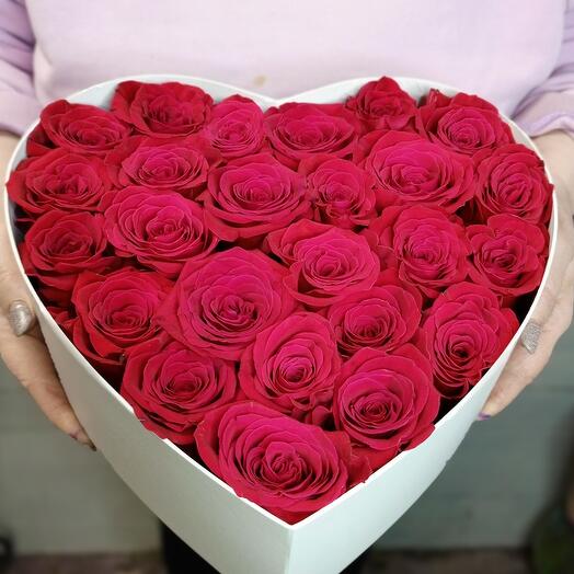 Rosa en una Caja de corazón