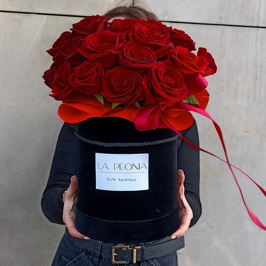 Caixa de flores com rosas