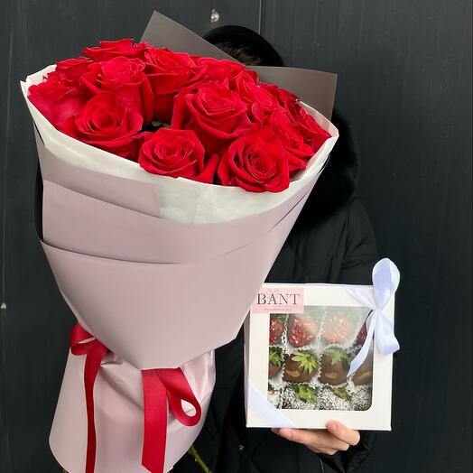 Комбо: 15РОЗ+клубника в шоколаде