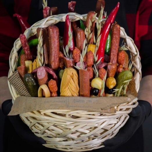 Men's Meat Basket