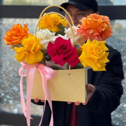 Сумочка с розами