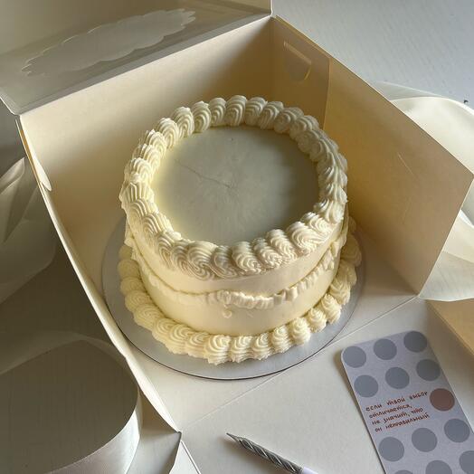 Minimalist Bento cake / wedding cake / white with ruffles