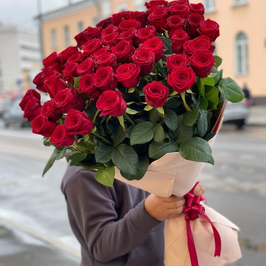 51 Роза бордовая в персиковом