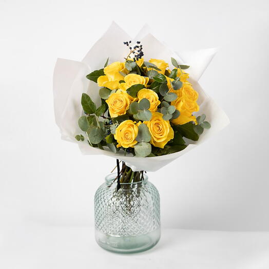 Bouquet of 12 Yellow Roses Without Vase