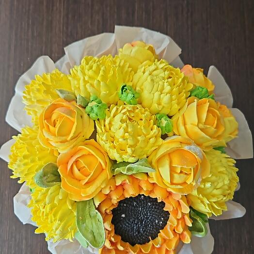 Зефирный букет из жёлтых и оранжевых цветов