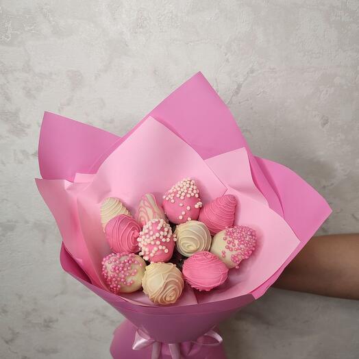 Букет из клубники в бельгийском шоколаде " Pink Crush" S