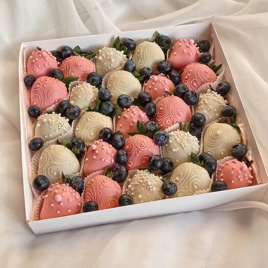 Juego de fresas y chocolate blanco 25 bayas