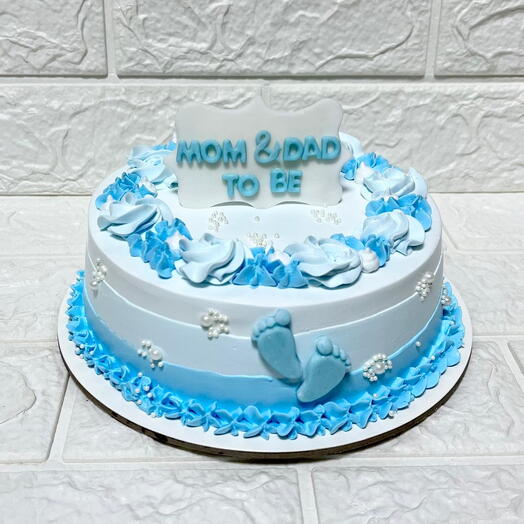 Mom to be White forest cake