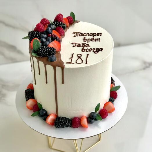 Торт с ягодами 2,5кг