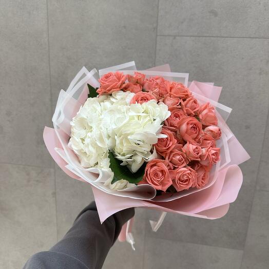 Букет с гортензией 🌸