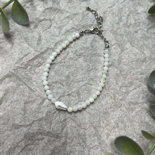 Браслет с ракушкой