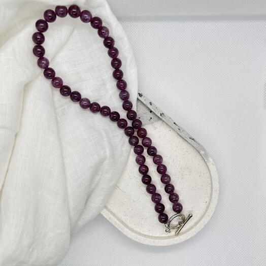 Колье из лепидолита