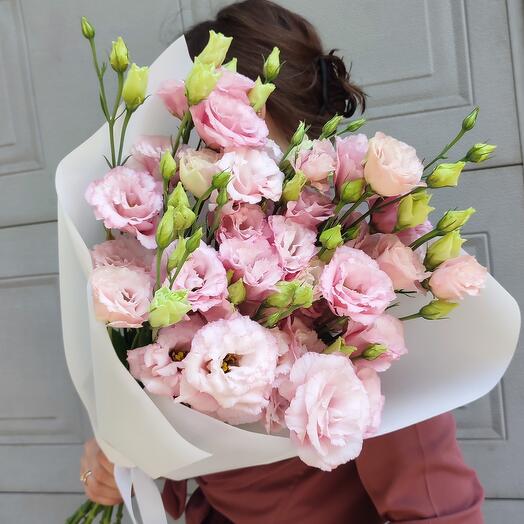 Lisianthus pink bouquet