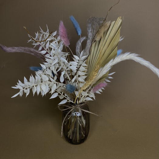 Dried flower in vase 2