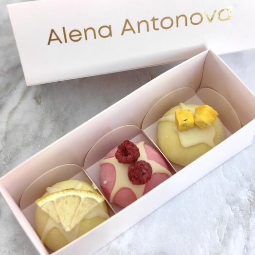 Моти ассорти в подарок на день рождения, подруге, моти в наличии, в подарочной упаковке