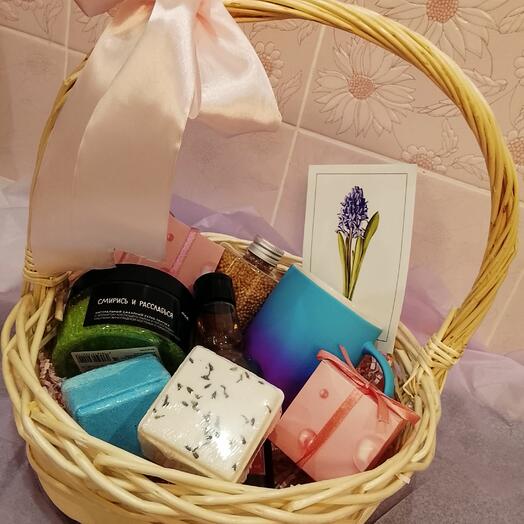 Корзина подарочная " Моменты"