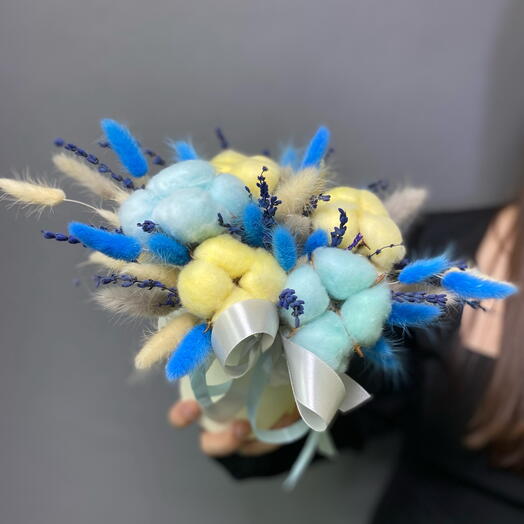 Букет с хлопком и лавандой