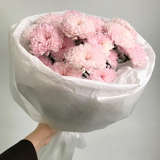 Букет из 3 розовых кустовых хризантем